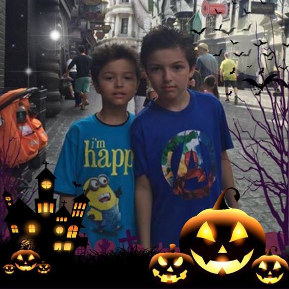 Meet your Poshers, Daniel N Tiff - Picture 2 of 5